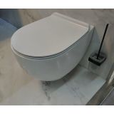 wall-hung toilet + soft closing toilet seating Simas Vignoni borderless